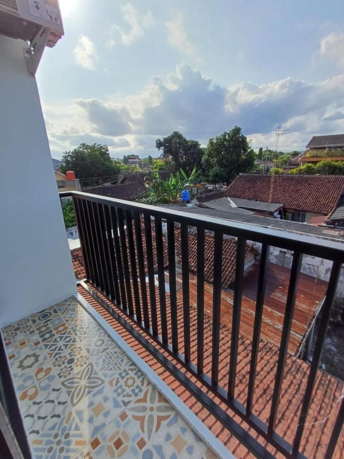 Guest house Grownicle Living Syariah 3*
